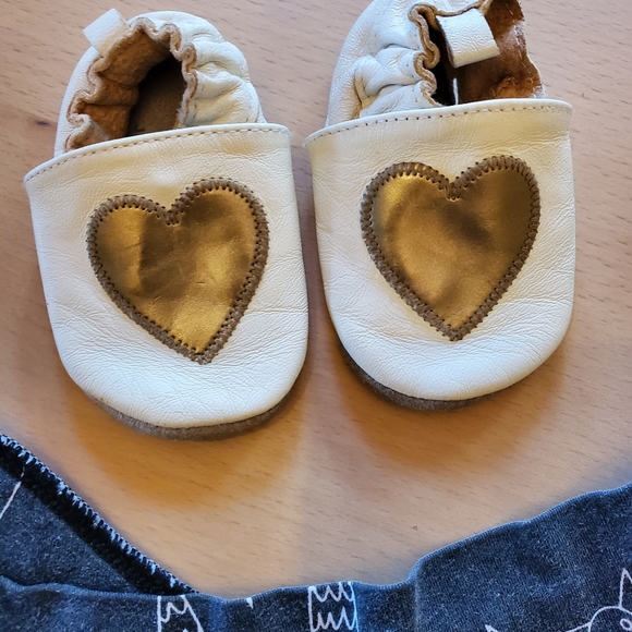 Very Cute 0-6 months bundle - Picture 2 of 4